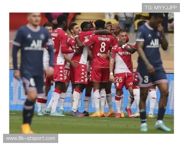 摩纳哥vs巴黎圣日耳曼，积分榜前二进球大战